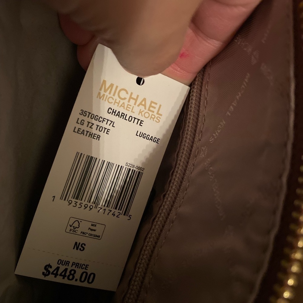 Michael Kors Charlotte bag. New with tags - Picture 5 of 8